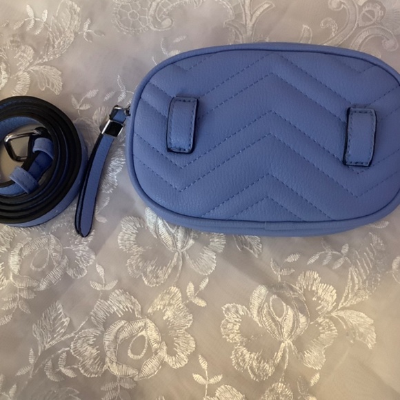 URBAN EXPRESSIONS VEGAN LIGHT BLUE BELTBAG - Picture 3 of 4